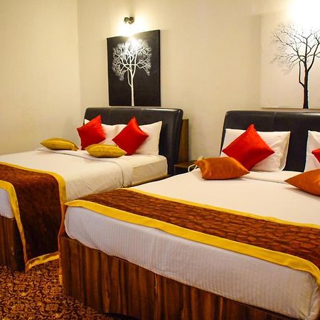 La Cottage Boutique Hotel & Restaurant Νουβάρα Ελίγια Εξωτερικό φωτογραφία