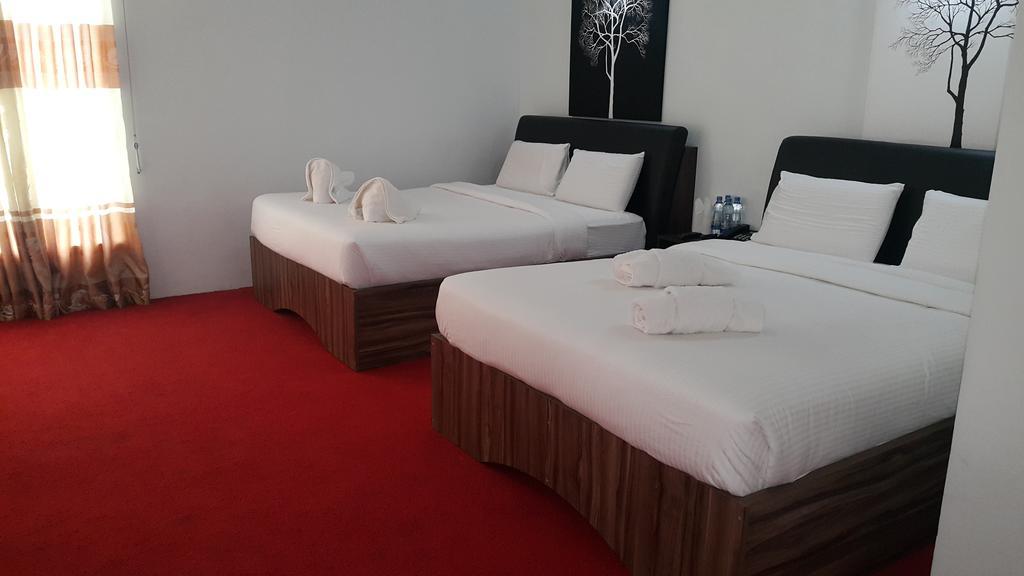 La Cottage Boutique Hotel & Restaurant Νουβάρα Ελίγια Εξωτερικό φωτογραφία