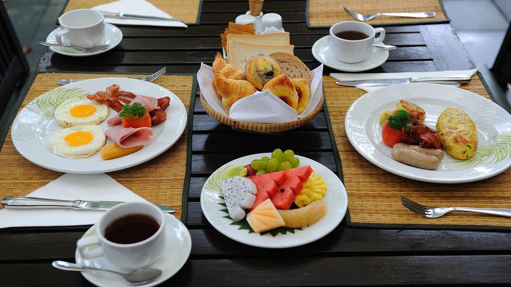 La Cottage Boutique Hotel & Restaurant Νουβάρα Ελίγια Εξωτερικό φωτογραφία