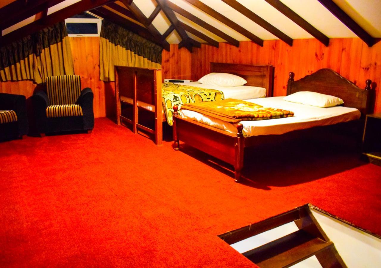 La Cottage Boutique Hotel & Restaurant Νουβάρα Ελίγια Εξωτερικό φωτογραφία